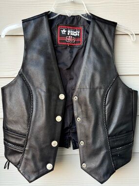 Vintage Genuine Leather Black Motorcycle Biker Vest Size L Snap Front